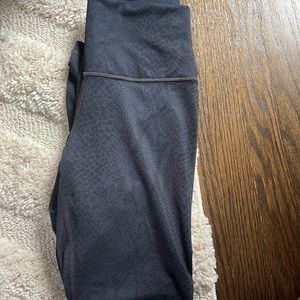 Lulu lemon snake skin print high waisted leggings